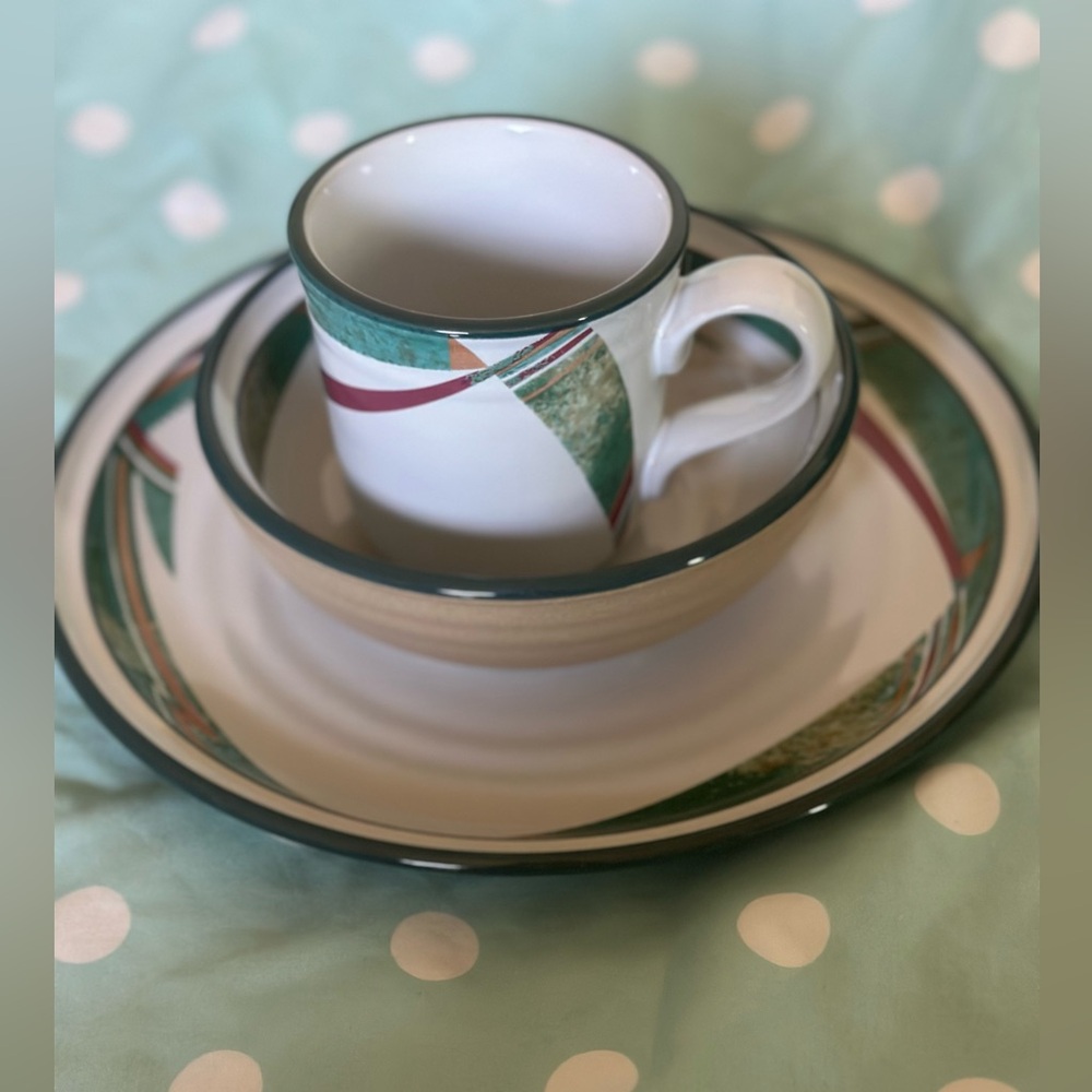 Noritake Stoneware "New West"
Dinnerware Southwest Colors